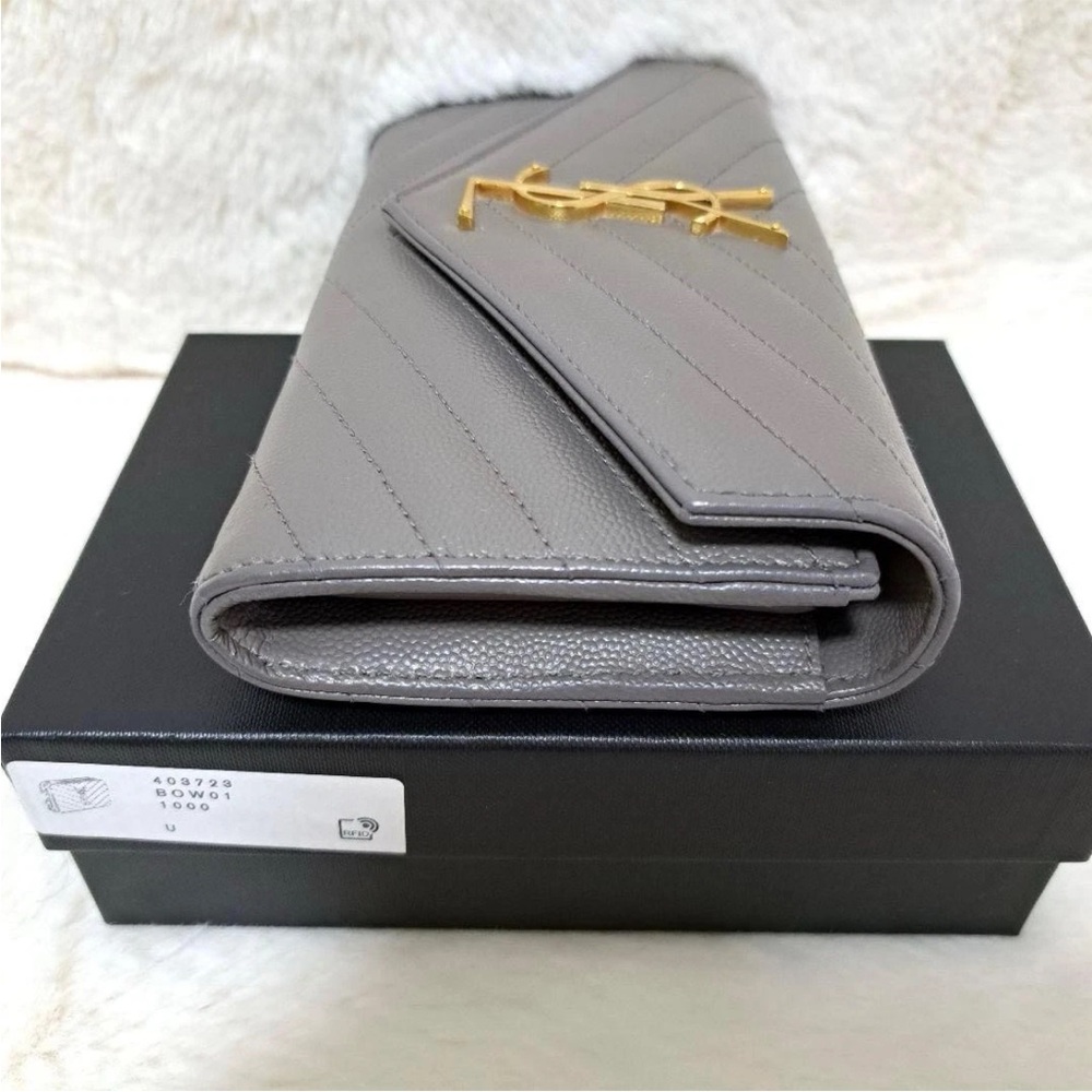 Saint Laurent Gray Leather Wallet with Gold Emblem - Picture 5 of 13